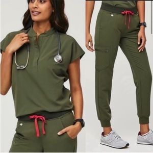 Figs Olive Green Scrub Set Medium